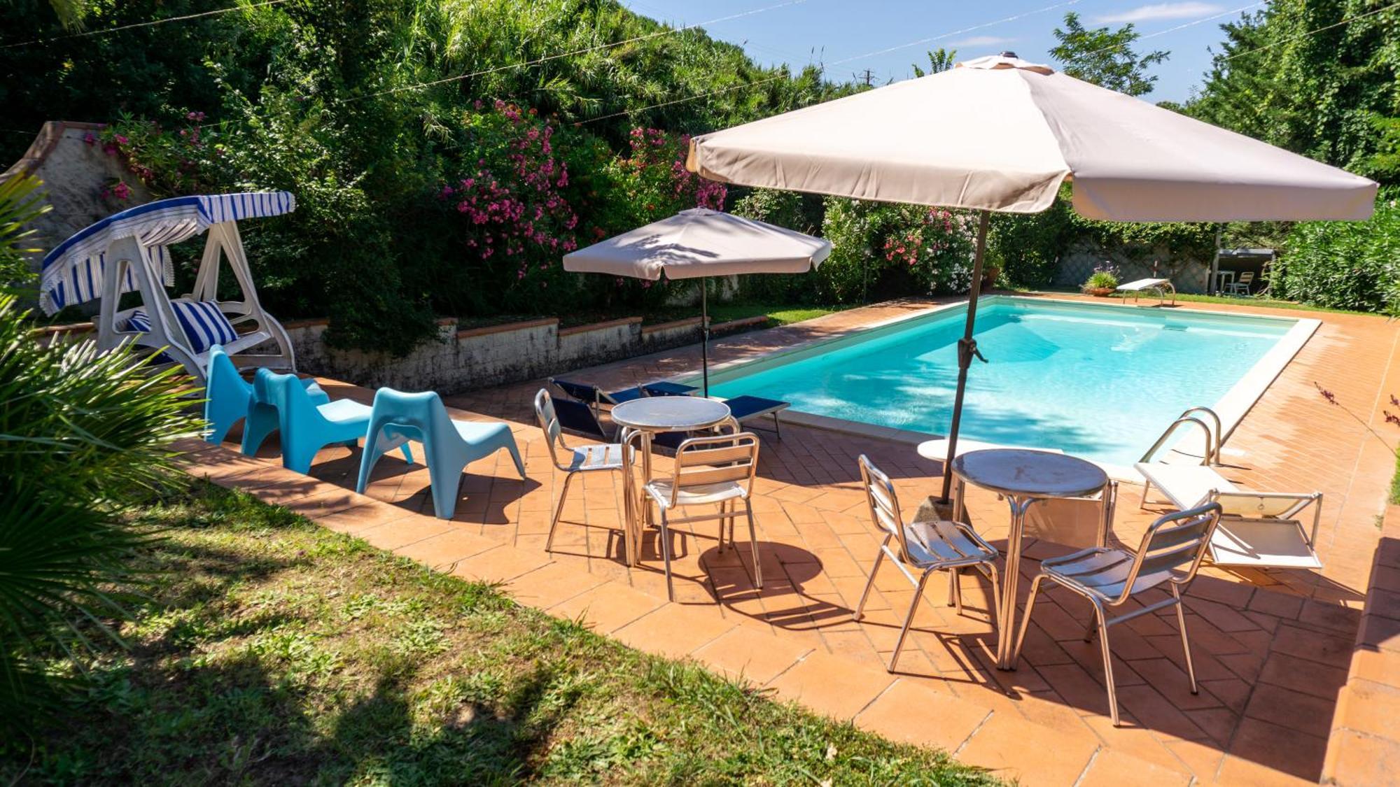 Villa Nerone B&B Lorenzana Eksteriør billede